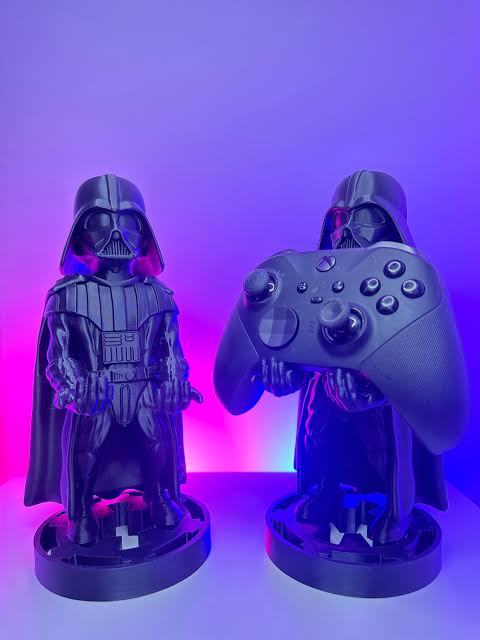 Skywalker’s™ Controller Holder
